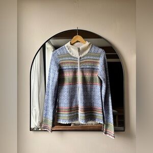 ICELANDIC DESIGNS | zip up light wool sweater | size small